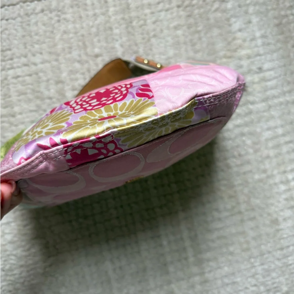 COACH Pastel Patchwork Hobo Purse Y2K - Picture 3 of 10